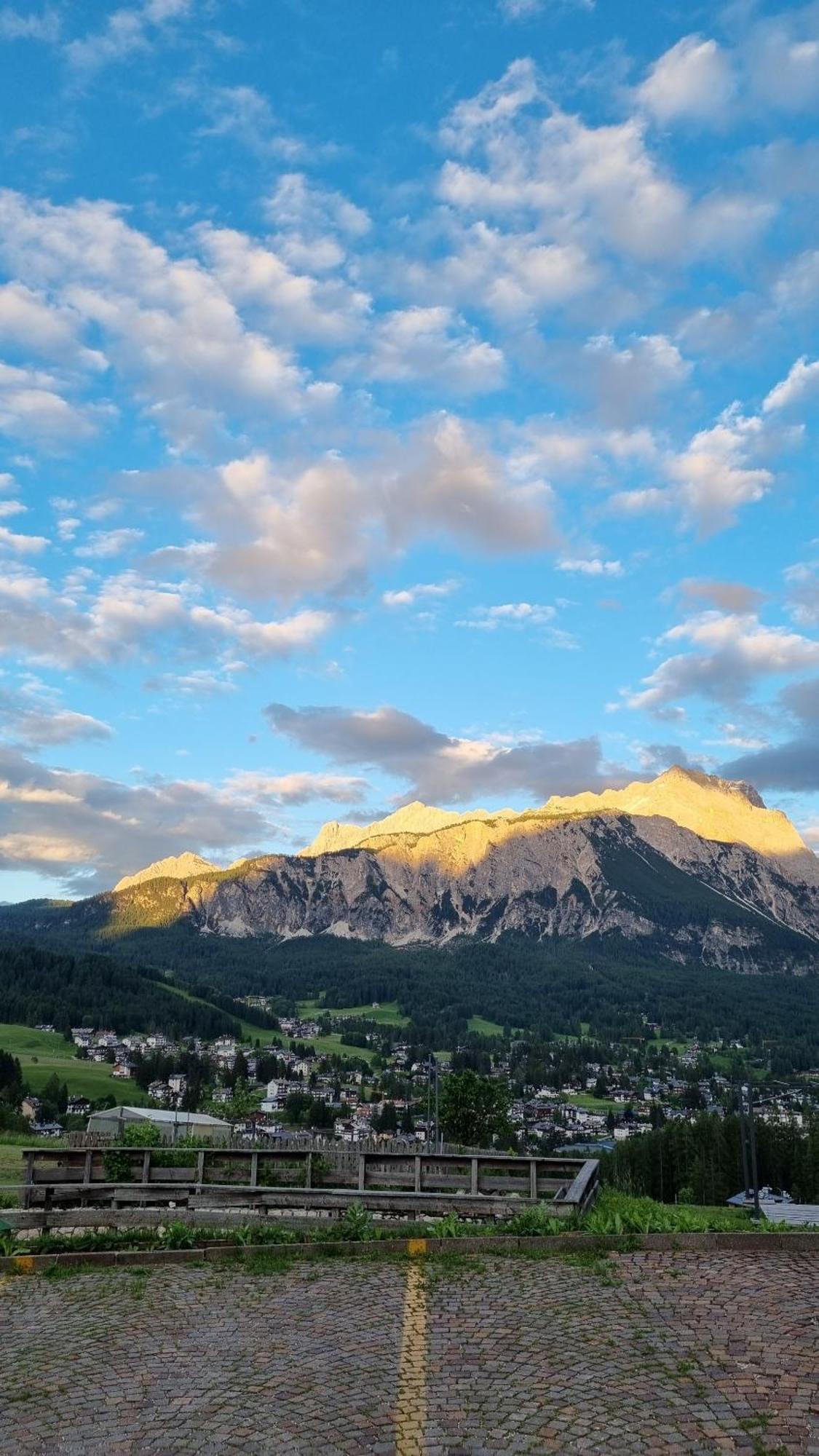 B&B Cristallo Cortina dʼAmpezzo Kültér fotó